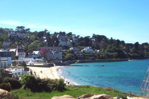 Guest House Chante Vent Douarnenez Exteriör bild